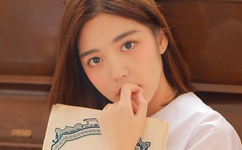 粗大挺进亲女H晓晓小说